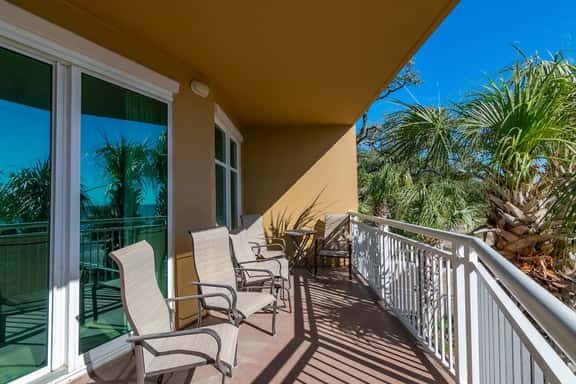 Sandy Toes Suite - Image 1