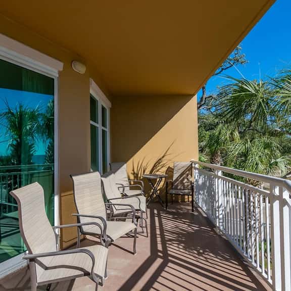 Sandy Toes Suite - Image 1